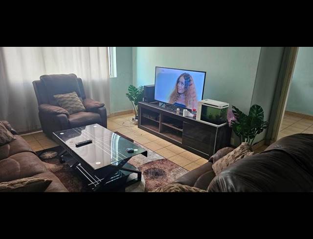 2 BEDROOM APARTMENT FOR SALE IN DURBAN CBD